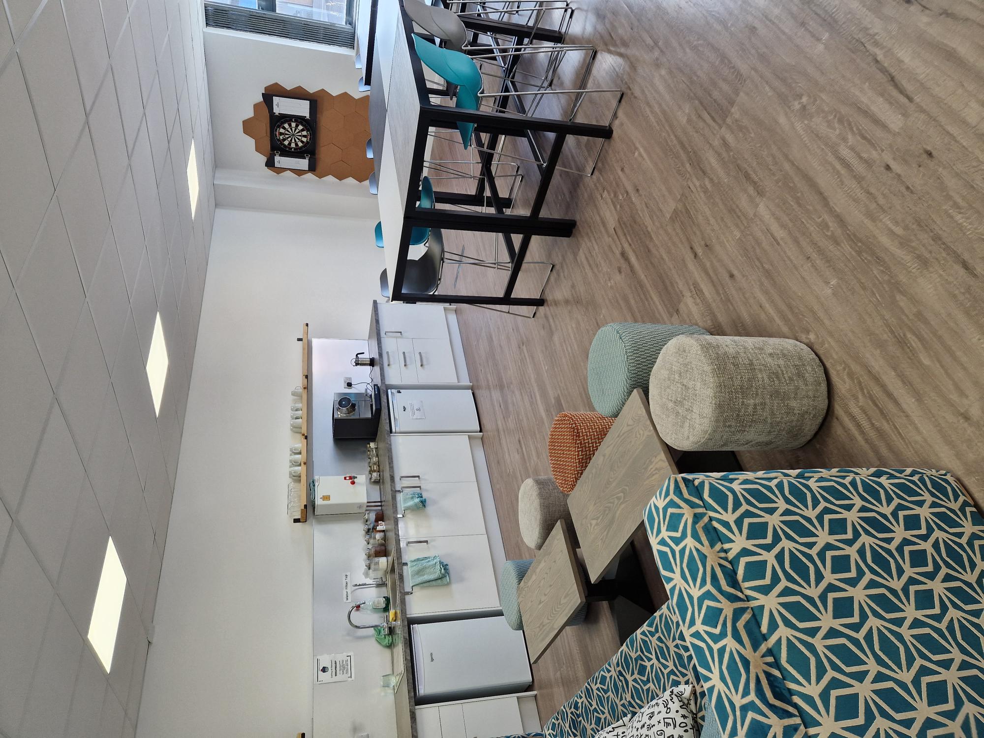 Office in Nuneaton - photo 4